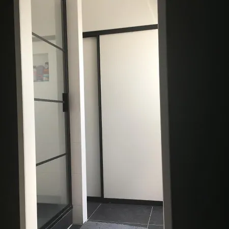 Prachtige Ruime Woning Met Uitzicht Op Water. Villa Heerjansdam